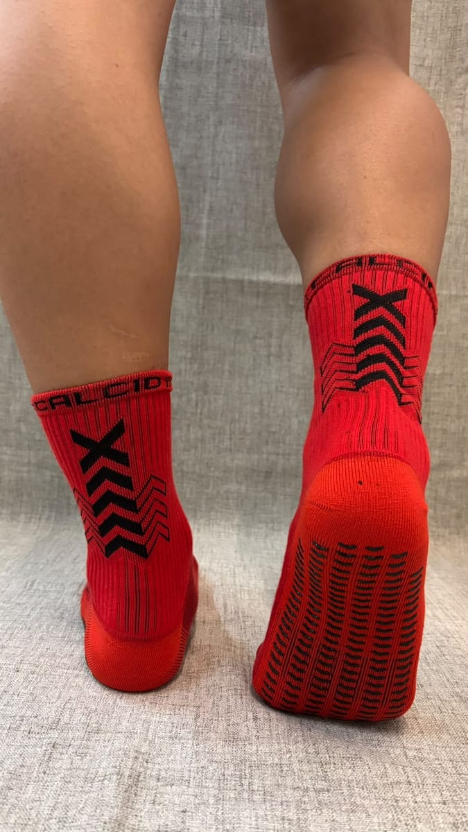 Medias calcio, roja con negra