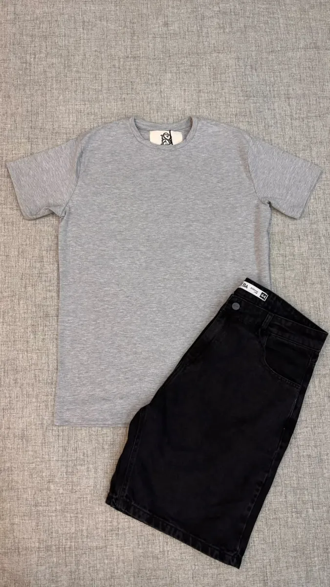 REMERA SLIM FIT ($23.000) | Pibardo rcia